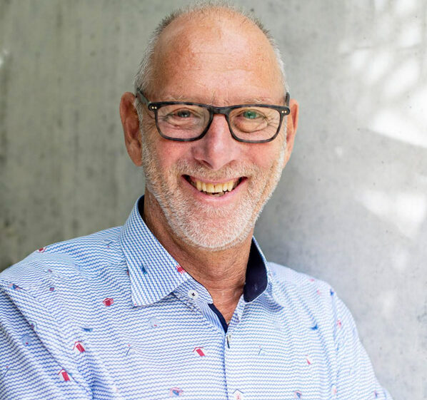 Dr Frank de Jong